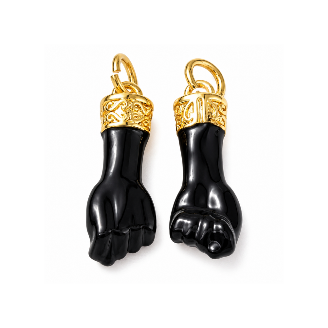 Black Figa Hand Azabache Charm | Gold-Plated Mano de Azabache